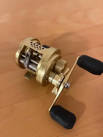 시마노 칼카타 컨퀘스트 101 낚시릴