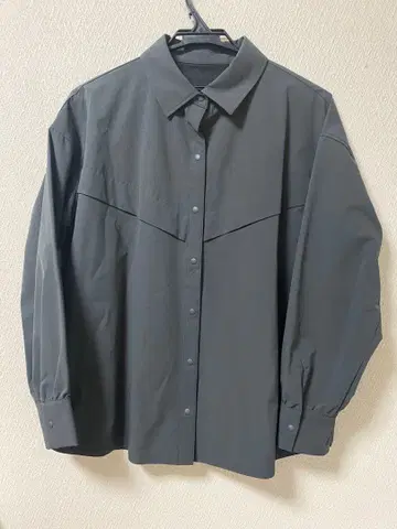 YORT 그레이 긴팔 셔츠 38