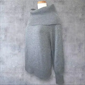 새상품급 스픽 앤 스팬 오프숄더 니트 풀오버