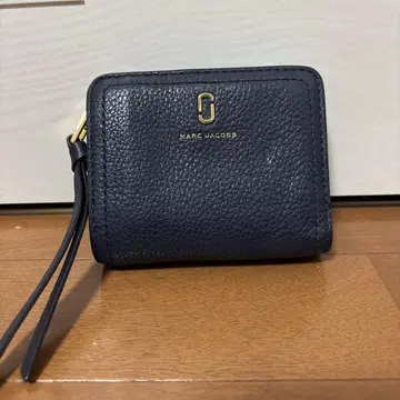 THE MARC JACOBS 블랙 이단 접이식 지갑