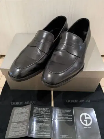 새상품급 조르지오 아르마니 코인 로퍼 블랙 검정 가죽 신발 비즈니스