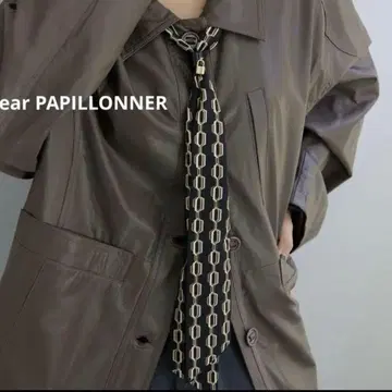 이어 파피요네 루프 타이