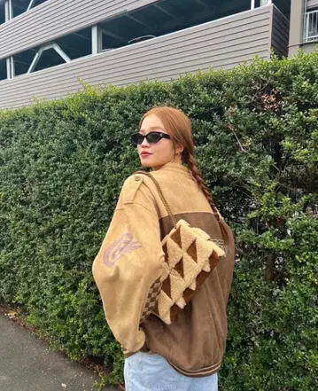 세이라 착용 Aelfric Eden 레이싱 자켓