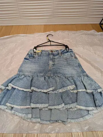 데님 플레어 스커트 라이트 블루 프린지