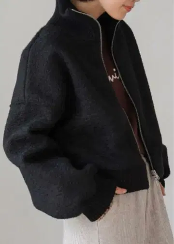 부즈루드 부클 지퍼 아우터 미사용 새상품