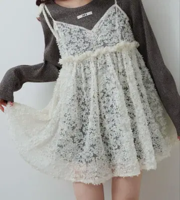 kastane [ 앞뒤 2WAY ] 웨이브 자수 튤 튜닉 아이보리