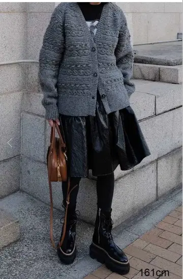 새상품 MACHATT 울 핸드 니트 가디건