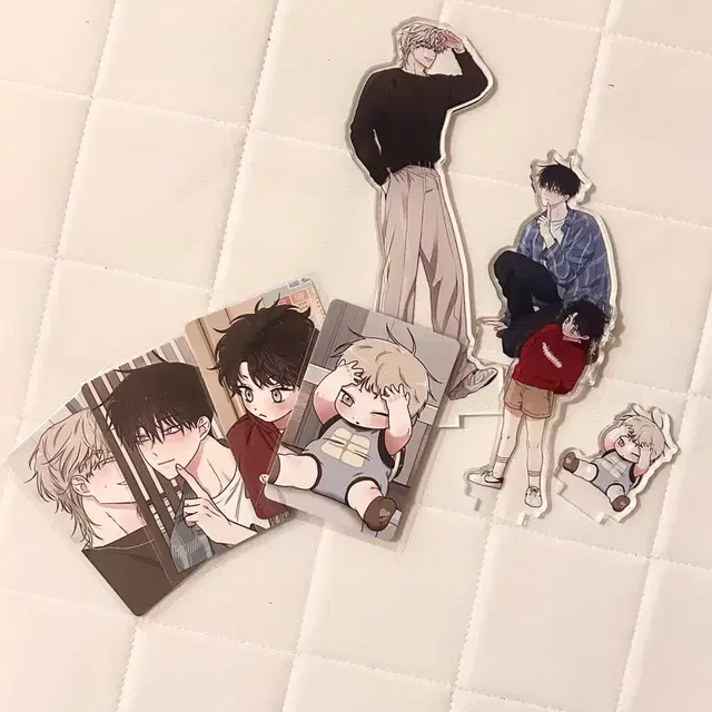 판매) 물가의밤 물밤 숨바꼭질 아크릴 스탠드 여태주 김의현 김의영 여해월