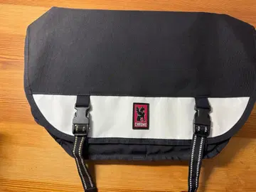 CHROME 크롬 메신저 백 숄더 방수성 화이트