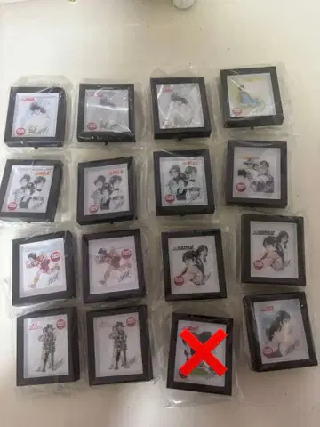 아다치 미츠루 화업 55주년 윈도우 아트 컬렉션 캡슐 토이 총 16점