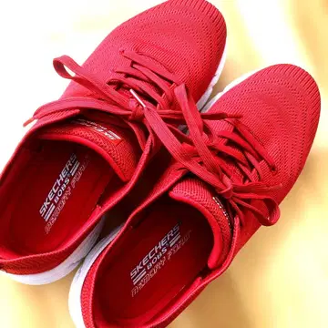 SKECHERS BOBS 레드 스니커즈
