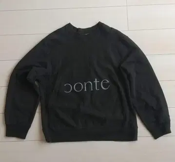 헨미 에밀리 conte 로고 맨투맨 (블랙)