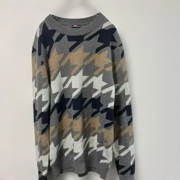 타미힐피거 긴팔 올 패턴