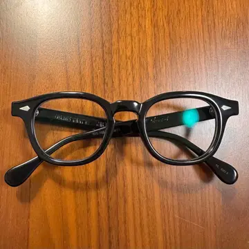 JULIUS TART OPTICAL AR 44-22 블랙