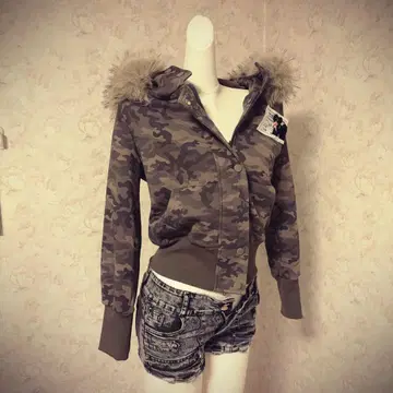 새상품급 헤이세이 갸루 00s 카모 패턴 퍼 후드티 Y2K
