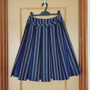 [ 미사용 ] 제인 마플 레지멘탈 스트라이프 스커트 네이비