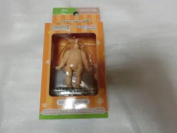 넨도로이드돌 archetype 1.1:Kids (almond milk