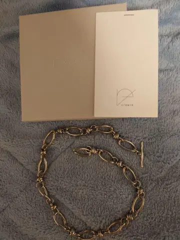 crewre 크루레 트위스트 커브 체인 목걸이 실버