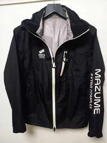mazume 의류 레인 자켓 MZXRJ-040 가격 협의 가능!