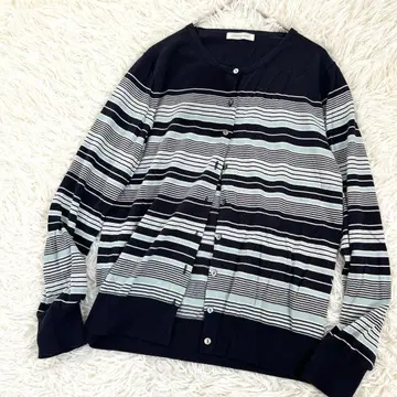 잇츠 인터내셔널 보더 가디건 네이비