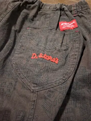 드럭 스토어즈 사루엘 팬츠 올 패턴 다크 브라운