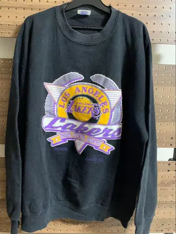 로스앤젤레스 레이커스 맨투맨 X-LARGE 블랙 빈티지 아메카지