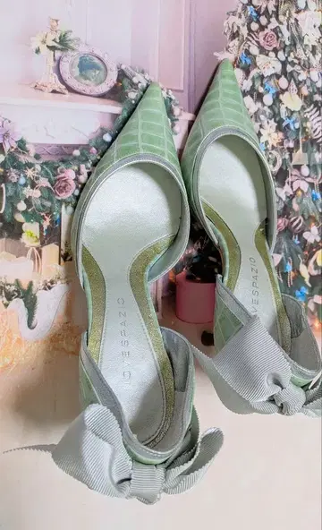 노베스파지오 그린 x 실버 크로커다일풍 하이힐 파티