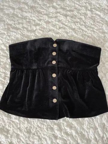 벨로아 블랙 뷔스티에 스트레치 소재 버튼 포함