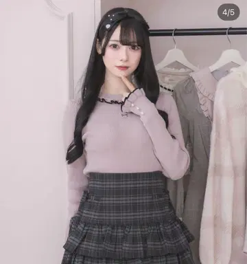 pium 피움 프릴 하이넥 니트탑