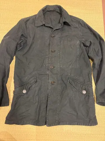 다크 그레이 밀리터리 자켓 빈티지