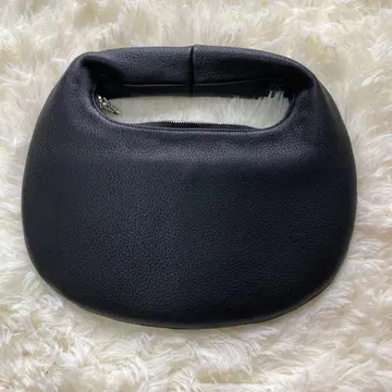 Aeta 라운드 원 숄더 M