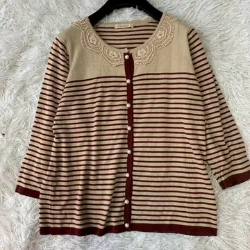 Rose Tiara 펄 버튼 보더 니트 가디건