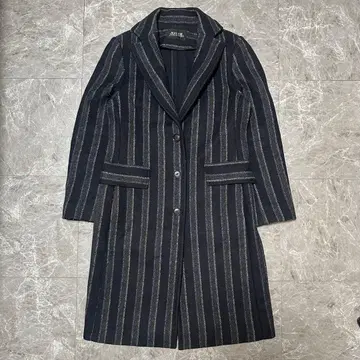 MADAM JOCONDE 스트라이프 체스터 코트 a10