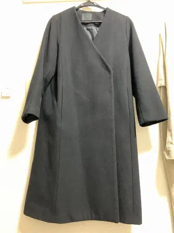 KBF 블랙 롱 코트