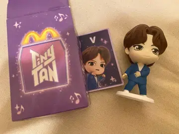 TinyTAN V 피규어 맥도날드