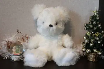 푹신푹신 새하얀 곰 봉제 인형