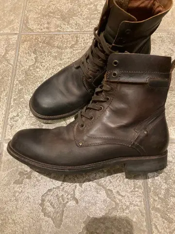 다크 브라운 가죽 밀리터리 부츠
