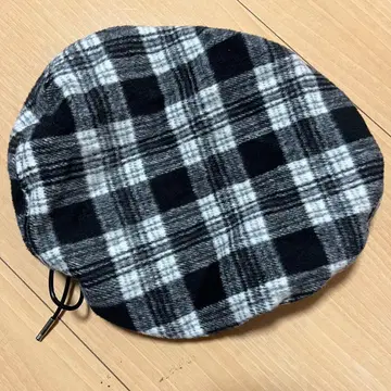 CANDY STRIPPER 체크 무늬 베레모