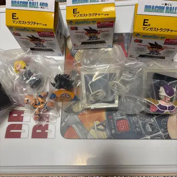 드래곤볼 40th 제일복권 E상 만화 스트럭처 크리린 18호 외