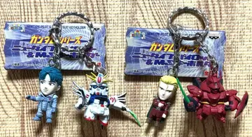 건담 시리즈 뉴타입 파이롯트 & MS 키링 2종