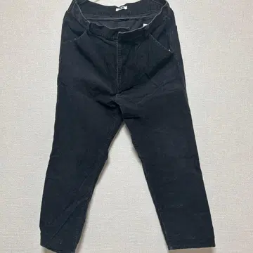 UNIQLO U 블랙 워크 팬츠