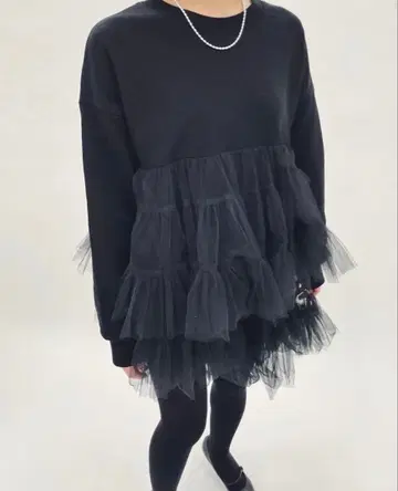 EDIT.FOR LULU VIVIANO 튤 스웨트