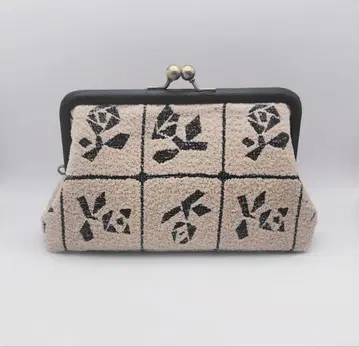 미나 페르호넨 Lulu 가죽 가마구치 화장품 파우치 하자품