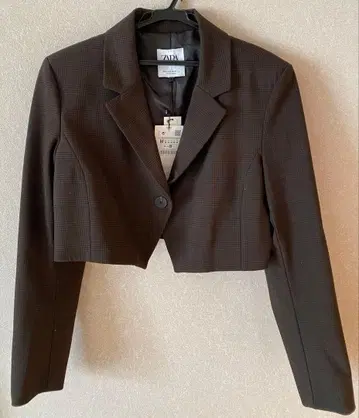 ZARA 테일러드 자켓 숏 기장