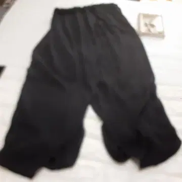 새상품급 레어 블랙 사루엘 팬츠 오간자 L 사이즈
