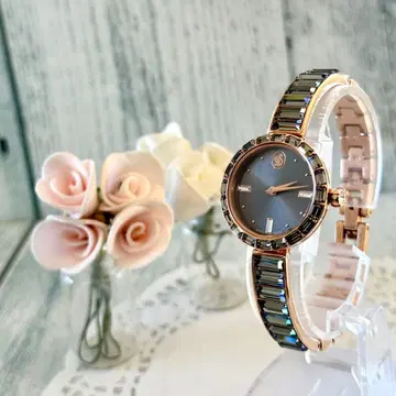 [레어] Swarovski 스와로브스키 손목시계 Matrix bangle