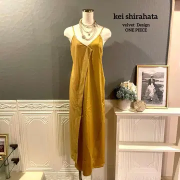 [ 2만엔 ] kei shirahata 벨벳 절개 디자인 롱 원피스
