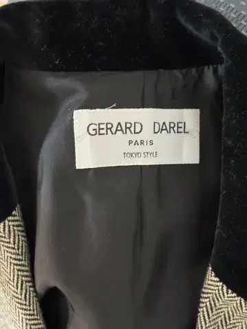 GERARD DAREL 테일러드 자켓 블랙 계열