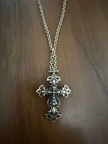 실버 크로스 펜던트 목걸이