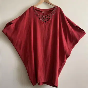 돌먼 슬리브 벨로아 촉감 숏 기장 원피스 빨간색